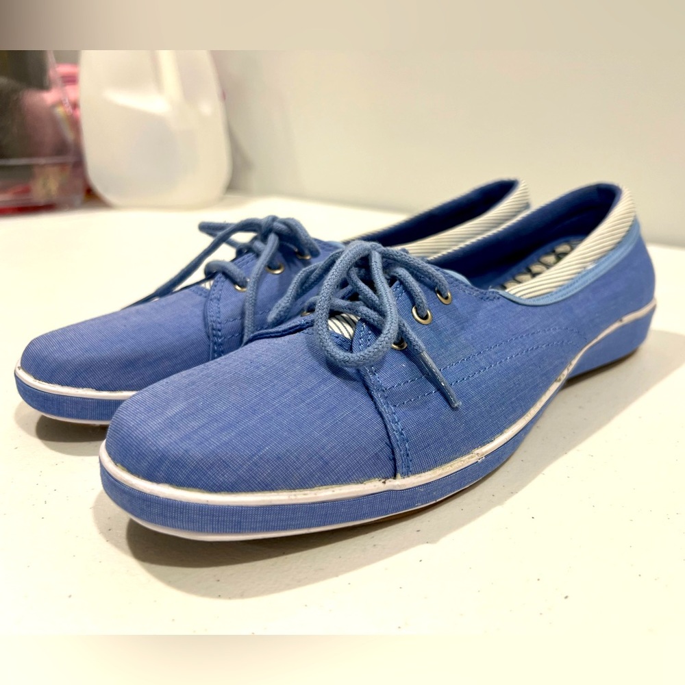 Grasshoppers Women’s Slip On Flats Size 10M